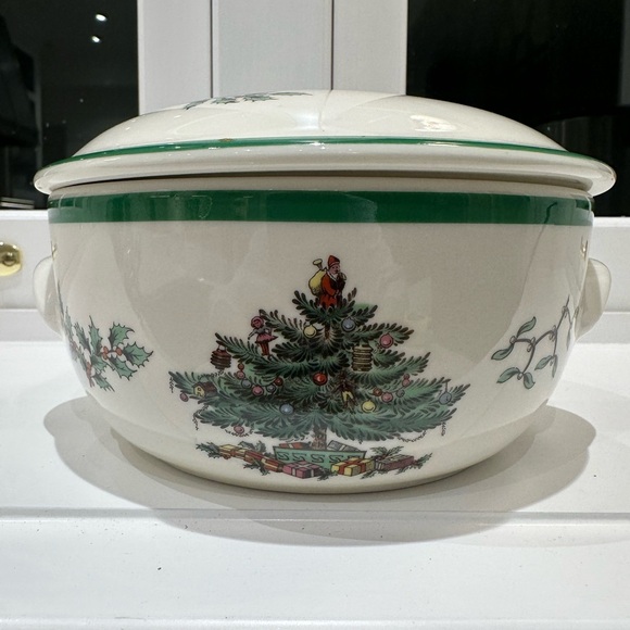 SPODE CHRISTMAS TREE COVERED CASSEROLE DEEP DISH BOWL PORCELAIN - Picture 1 of 10